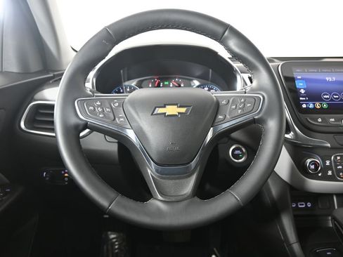 Used 2024 Chevrolet Equinox LT AWD/4WD image 32