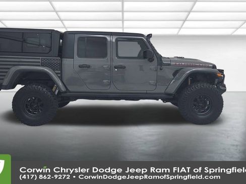 Used 2020 Jeep Gladiator Rubicon image 2