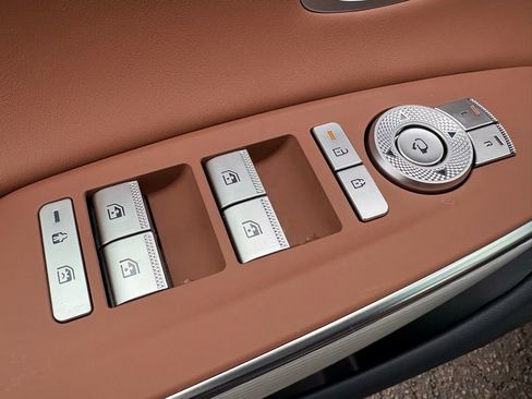 New 2026 Genesis GV70 2.5T Advanced image 15