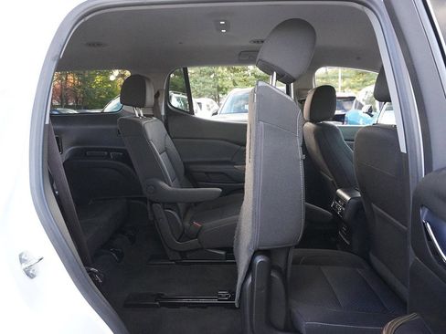 Used 2020 GMC Acadia SLE image 34