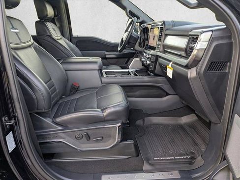 Used 2026 Ford F450 Platinum w/ FX4 Off-Road Package AWD/4WD image 19