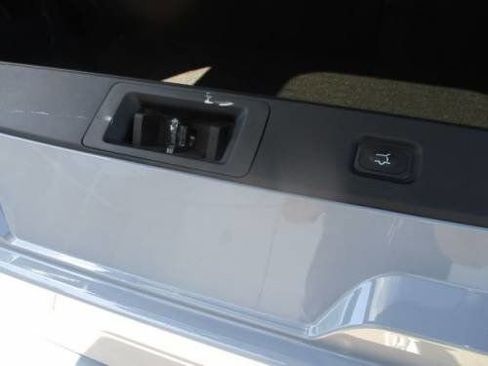 New 2025 Ford Expedition Tremor image 5