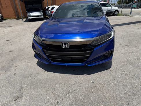 Used 2021 Honda Accord Sport image 2