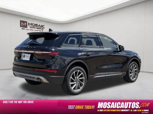 Used 2024 Lincoln Corsair AWD w/ Equipment Group 101A image 7
