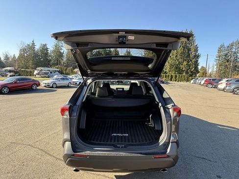 Used 2021 Toyota RAV4 XLE w/ XLE Grade Weather Package image 28