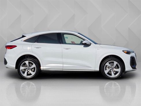 New 2025 Audi Q5 2.0T Premium Plus image 7