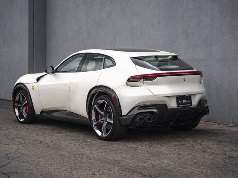 Used 2024 Ferrari Purosangue AWD/4WD image 3