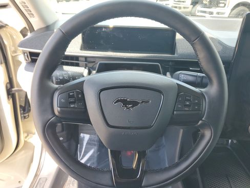 Used 2025 Ford Mustang Mach-E Premium RWD image 20