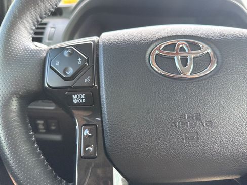 Used 2023 Toyota 4Runner TRD Off-Road Premium w/ Moonroof Package AWD/4WD image 29