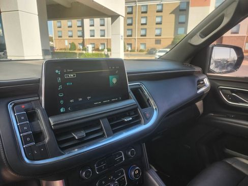 Used 2023 Chevrolet Tahoe LT w/ Luxury Package image 18