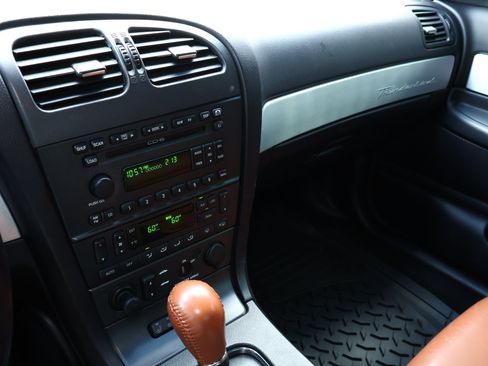 Used 2003 Ford Thunderbird RWD image 16