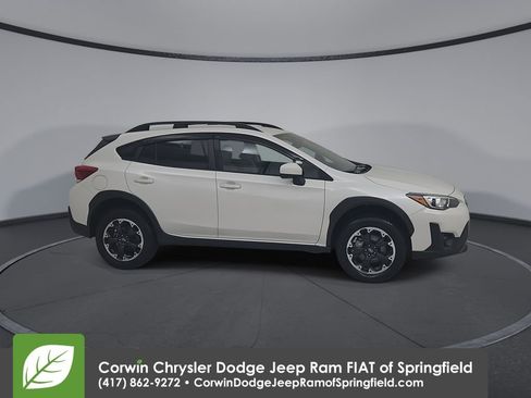 Used 2021 Subaru Crosstrek 2.0i Premium AWD/4WD image 3
