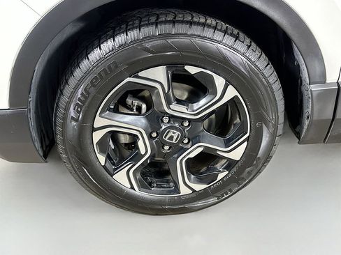 Used 2018 Honda CR-V Touring image 14