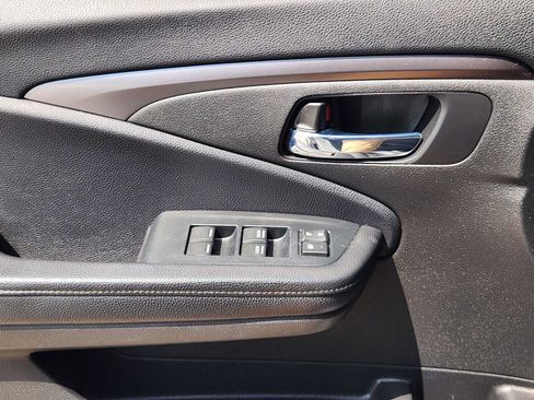 Used 2022 Honda Pilot Sport image 22