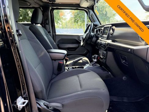 Certified 2022 Jeep Wrangler Unlimited Sport AWD/4WD image 9