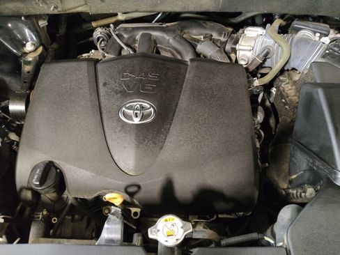 Used 2019 Toyota Highlander Plus image 30