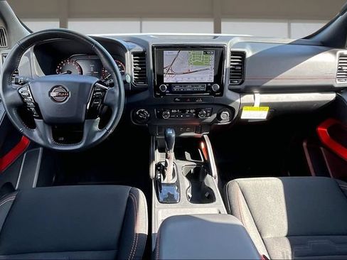 Used 2024 Nissan Frontier PRO-4X w/ Off-Road Protection Package AWD/4WD image 16