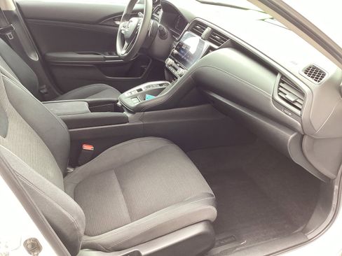 Used 2021 Honda Insight EX image 12
