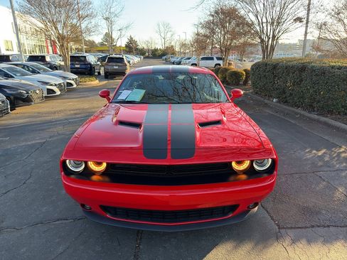 Used 2022 Dodge Challenger SXT w/ Blacktop Package image 2