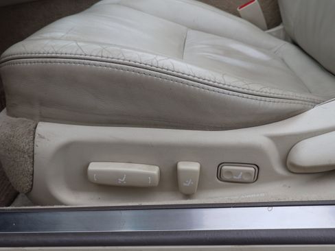 Used 2002 Lexus SC 430 Convertible RWD image 30