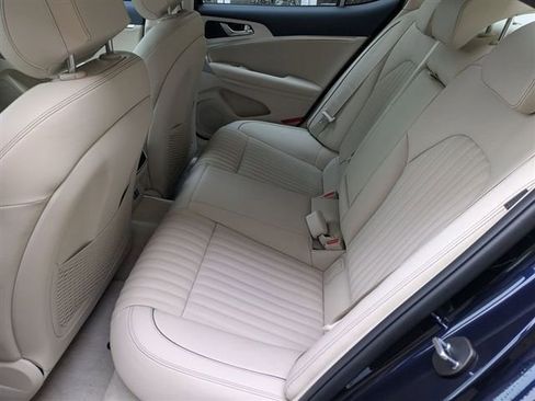 Used 2026 Genesis G70 2.5T Prestige RWD image 11
