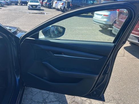 Used 2022 MAZDA MAZDA3 2.0 Sedan 4D image 12