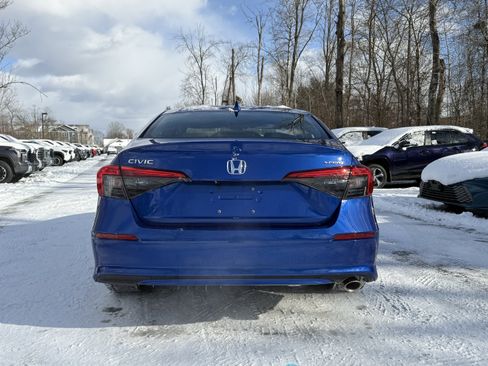 Used 2023 Honda Civic Sport image 9