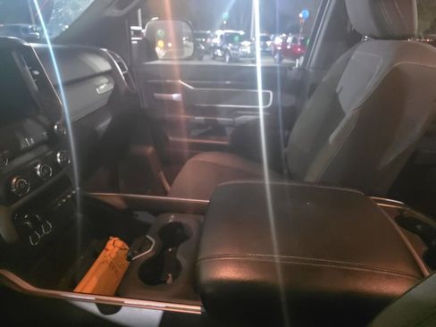 Used 2020 RAM 2500 Big Horn w/ Level 1 Equipment Group image 7