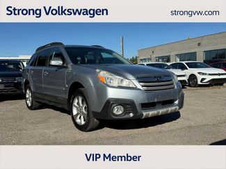 Used 2014 Subaru Outback 2.5i Limited w/ Moonroof Package video 1
