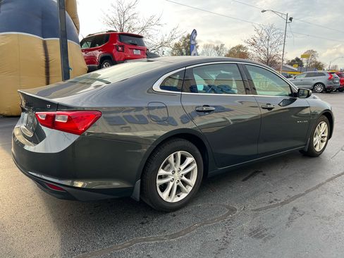 Used 2016 Chevrolet Malibu LT image 6