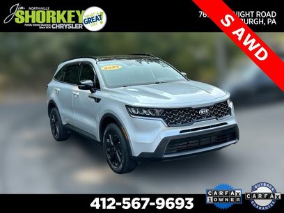 Used 2021 Kia Sorento S w/ Panoramic Sunroof Package
