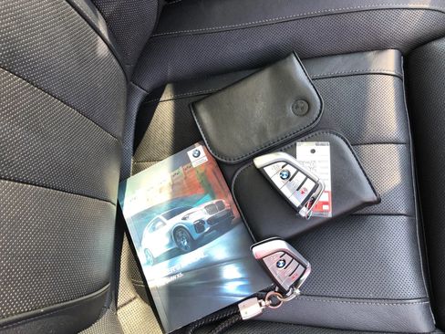 Used 2020 BMW X5 xDrive40i w/ Executive Package image 63