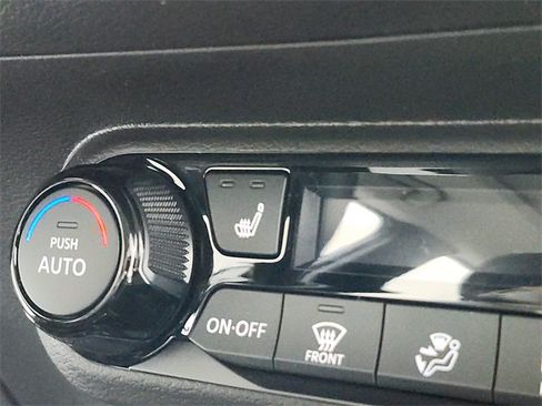 New 2026 Nissan Kicks SV w/ SV Premium Package image 33