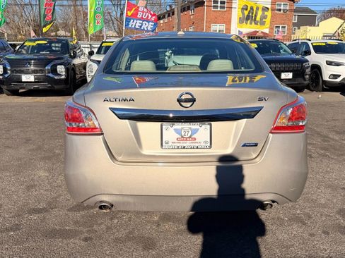 Used 2013 Nissan Altima 2.5 SV image 6