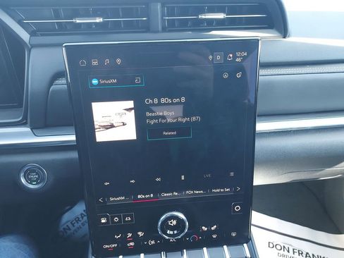 Used 2025 GMC Terrain Elevation image 22