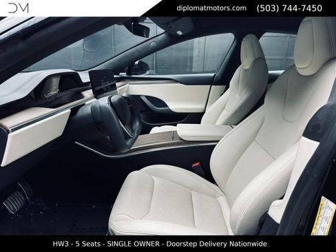 Used 2022 Tesla Model S AWD/4WD image 17