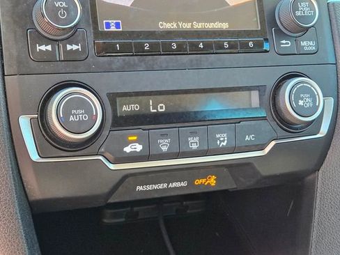 Certified 2021 Honda Civic LX image 30