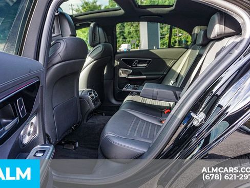 Used 2024 Mercedes-Benz C 300 4MATIC Sedan image 21