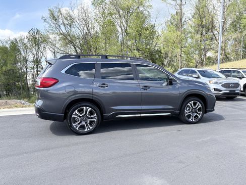 New 2026 Subaru Ascent Limited AWD/4WD image 8