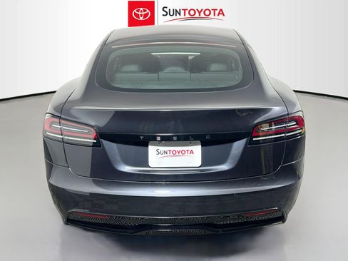 Used 2024 Tesla Model S Base image 5
