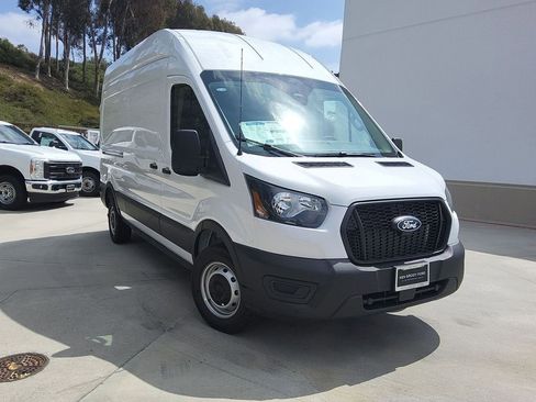 New 2026 Ford Transit 250 148 High Roof RWD image 21