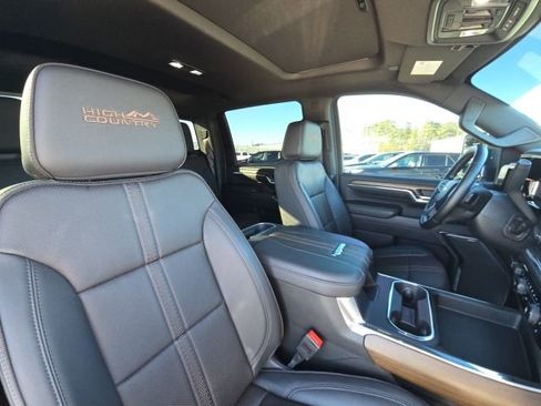 Used 2024 Chevrolet Silverado 3500 High Country w/ High Country Premium Package image 19