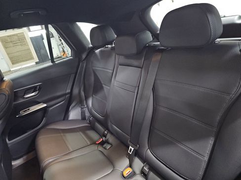 Certified 2025 Mercedes-Benz GLC 300 4MATIC image 15