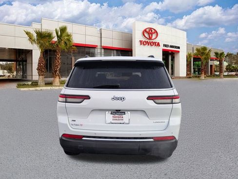 Used 2023 Jeep Grand Cherokee L Laredo w/ Trailer Tow Group (B) image 5