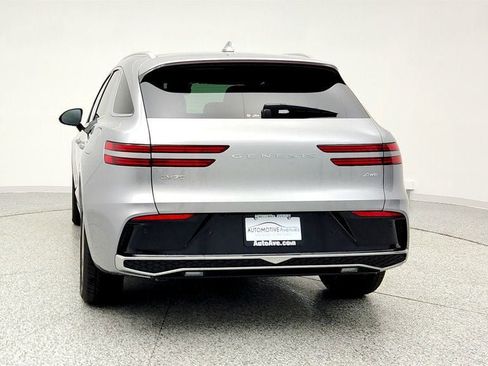 Used 2026 Genesis GV70 2.5T image 6