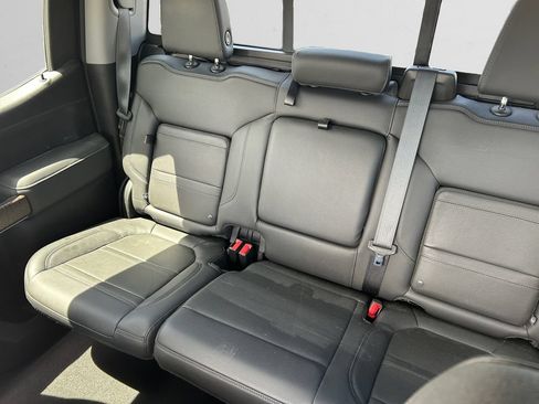 Used 2021 GMC Sierra 1500 Denali w/ Denali Ultimate Package AWD/4WD image 15