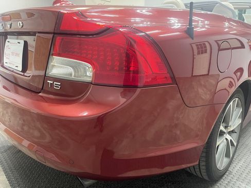 Used 2011 Volvo C70 T5 w/ Convenience Pkg FWD image 13