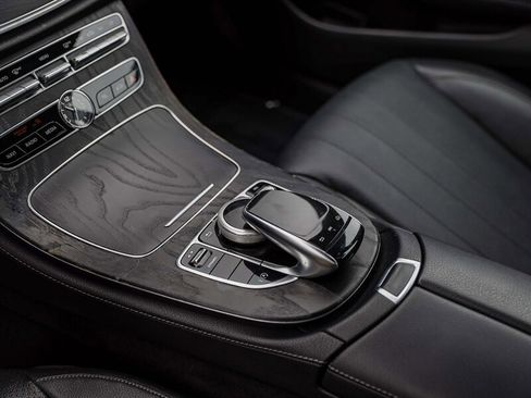 Used 2019 Mercedes-Benz E 300 image 25