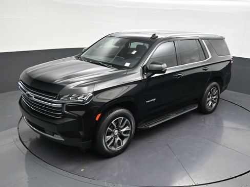 Used 2022 Chevrolet Tahoe LT w/ Luxury Package RWD image 15
