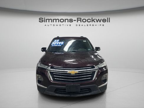 Used 2023 Chevrolet Traverse LT AWD/4WD image 8